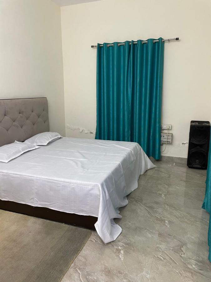 Anantam Aravali Villa Гургаон Екстериор снимка
